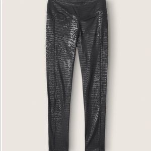 ULTIMATE V HIGH WAIST 7/8 LEGGING